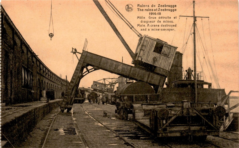 Zeebrugge, 1914-18, Môle Grue, dragueur Postcard