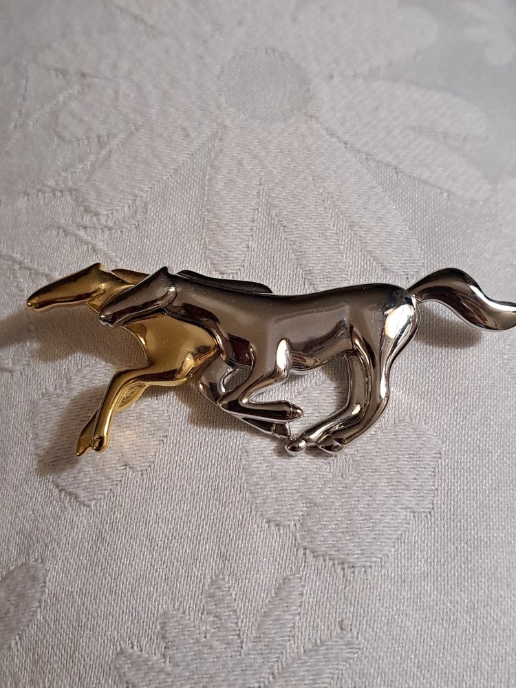 Vintage Signed LC Liz Claiborne Silver & Gold Tone Horse Brooch