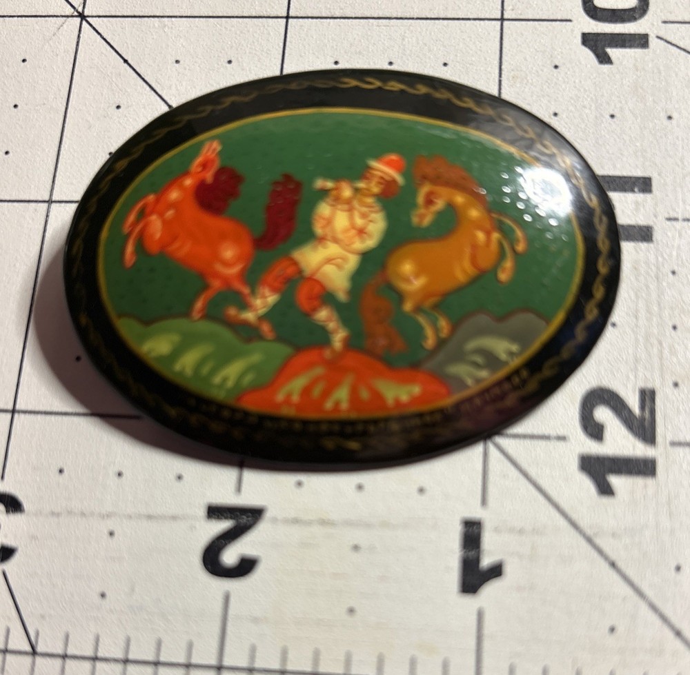 Vintage Russian Troika Hand Painted Lacquer Brooch Pin Horses