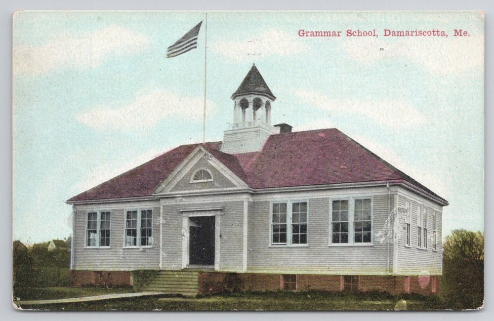 Damariscotta ME Grammar School Postcard W.M. Prilay ZIM Quality Brand c1910