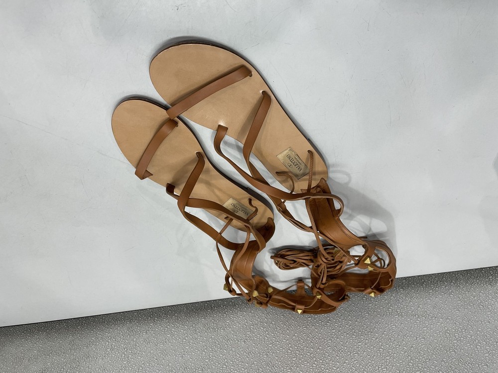 Valentino Garavani Aphrodite Rockstud Gladiator Sandals Women's US 7.5, Preowned