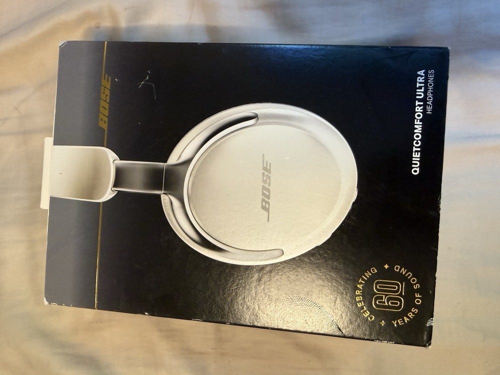 Bose QuietComfort Ultra White Never Opened Brand New