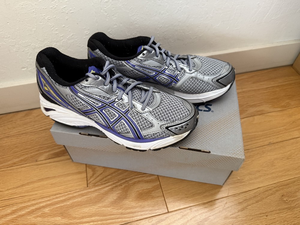 ASICS Gel Foundation 8 Womens Running Shoes Size 8D Wide Worn Once