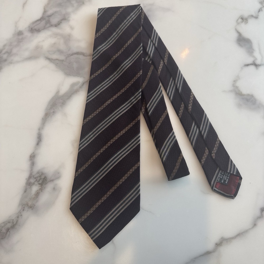 Vintage Giorgio Armani Cravatte Silk Tie Made in Italy Striped Black Gray Silver