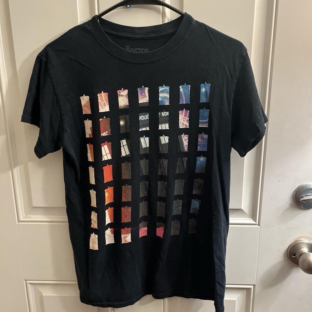 Doctor Who Men's T-Shirt small licensed official merch