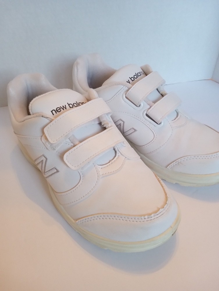 New Balance Womens Sz. 7 2E White Leather 674 Sneakers Athletic Walking Shoes
