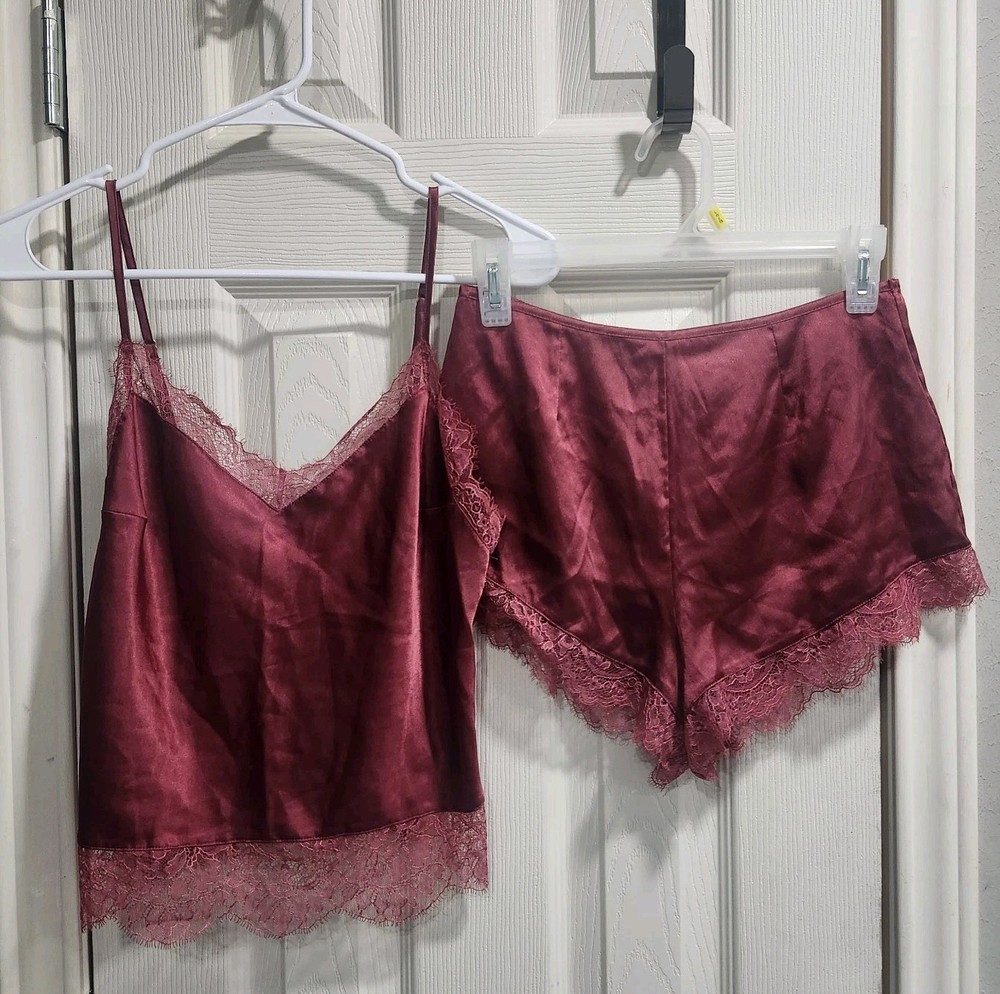Victoria’s Secret Satin Lace Cami & Shorts Pajama Set Light Burgundy Wine Sz S