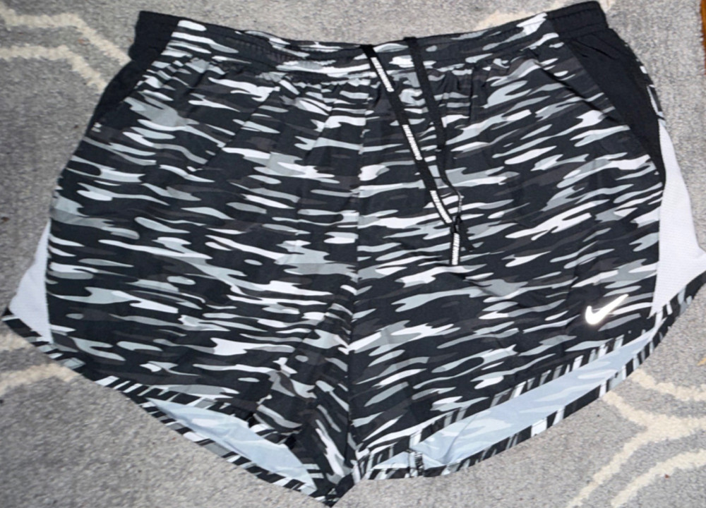 Nike Dri-FIT Women's Athletic Camo Running Shorts Drawstring Black/White