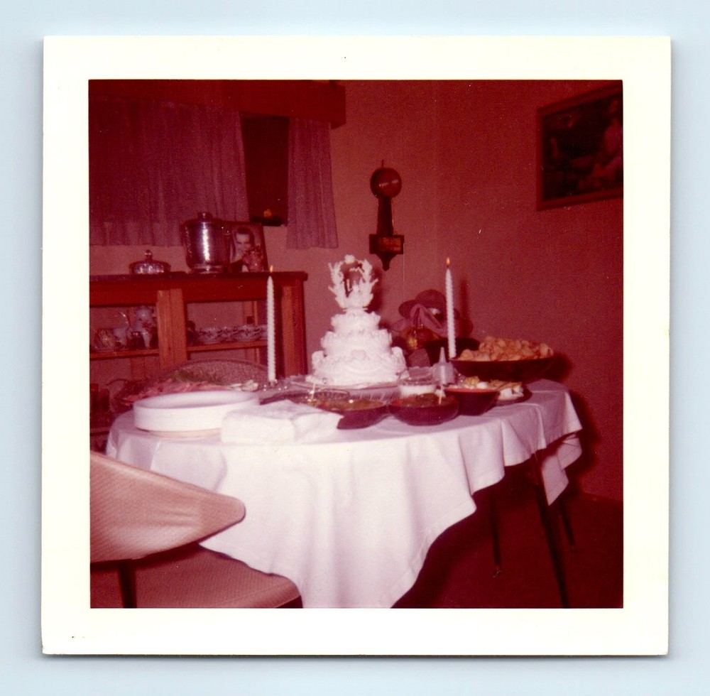 Old Vintage Square Color Photo WEDDING CAKE ON TABLE SNAPSHOT PHOTOGRAPH