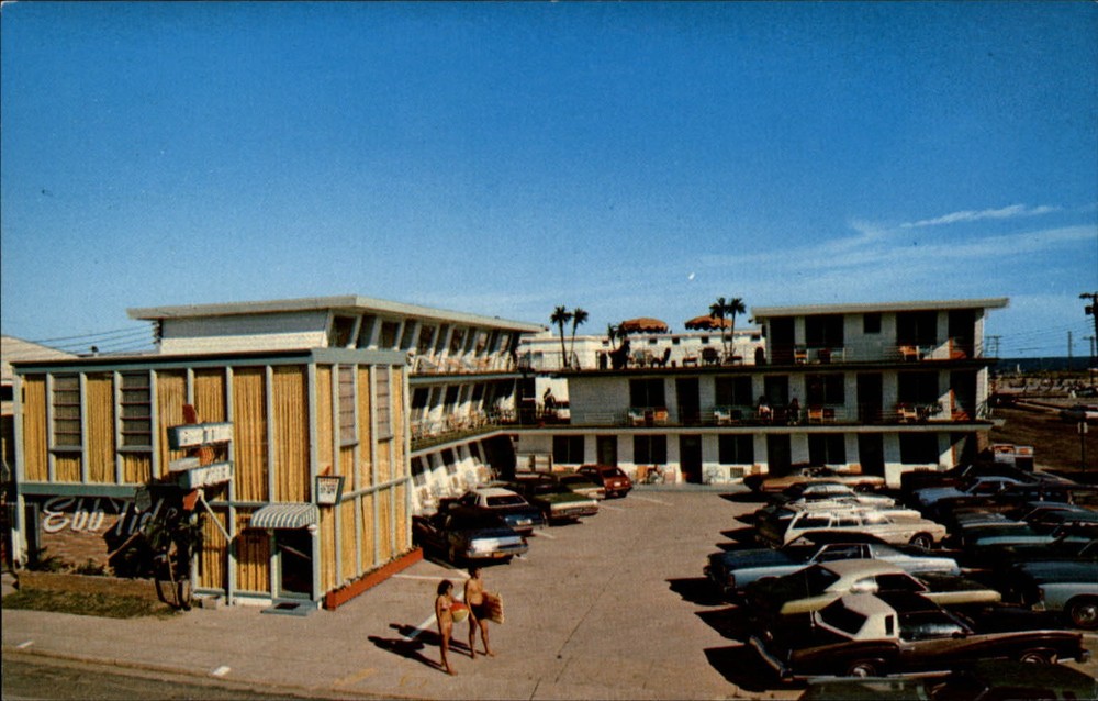 Wildwood Crest New Jersey Ebb Tide Motel entrance pool raft 1970s cars postcard