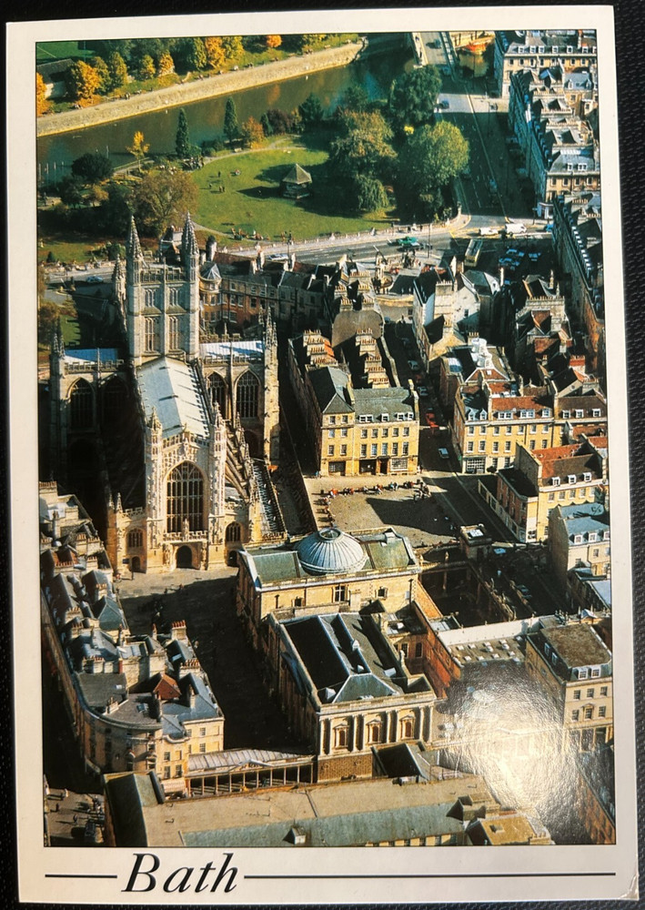 Postcard: Aerial view of the Roman Baths, Pump Room & Abbey, Bath, UK, unposted