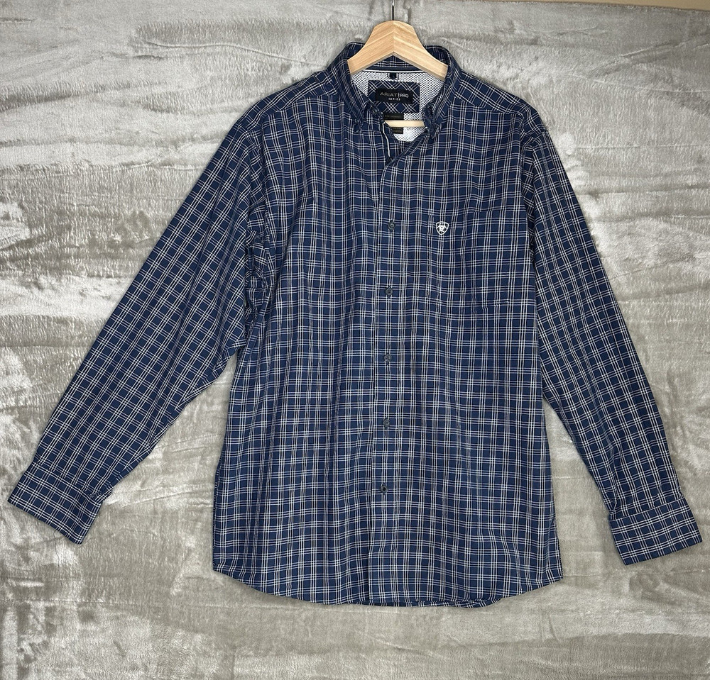 Ariat Pro Series Men’s Small Navy/White Plaid Long Sleeve Western Shirt