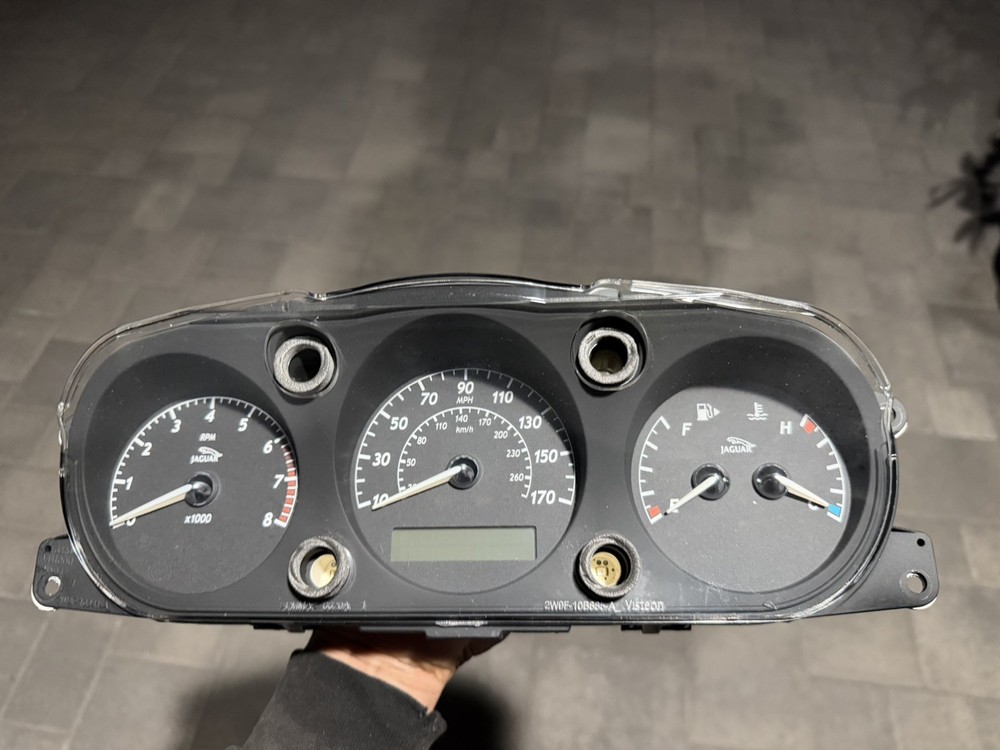 04-07 Jaguar XJ8 VDP X350 4.2L N/A Instrument Speedometer Gauge Cluster OEM