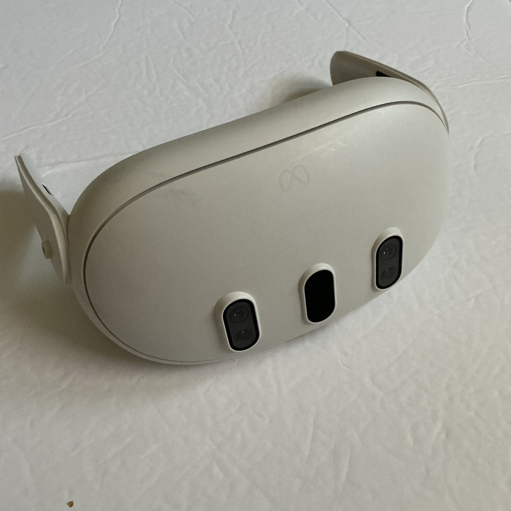 Meta Quest 3 128GB VR Headset Only (0037)- Works Great