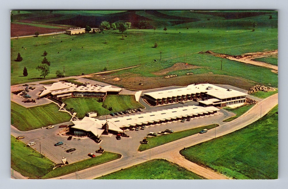 Mount Horeb WI-Wisconsin Aerial Karakahl Inn Gonstead Clinic Vintage Postcard