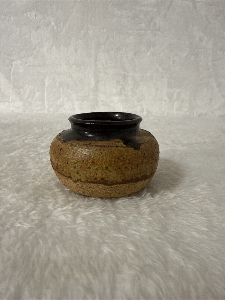 Studio Pottery Stoneware Vase Weed Pot 3” Wide x 2” Tall Unbranded