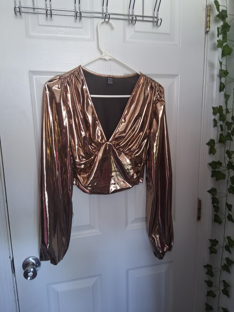 Gold Metallic V-Neck Blouse, Long Sleeve crop top Women's size M