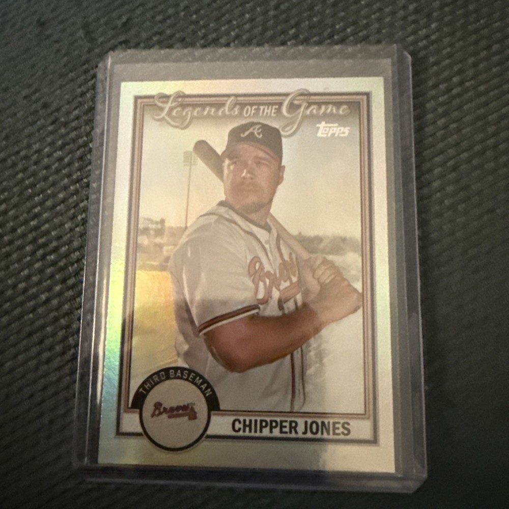 2023 Topps Series 2 Legends of the Game Chipper Jones #LG-17 MLB Baseball Card