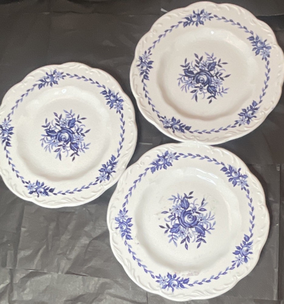 J. & G. Meakin Ltd. Dresden Blue Floral Ceramic Plates Set of 3