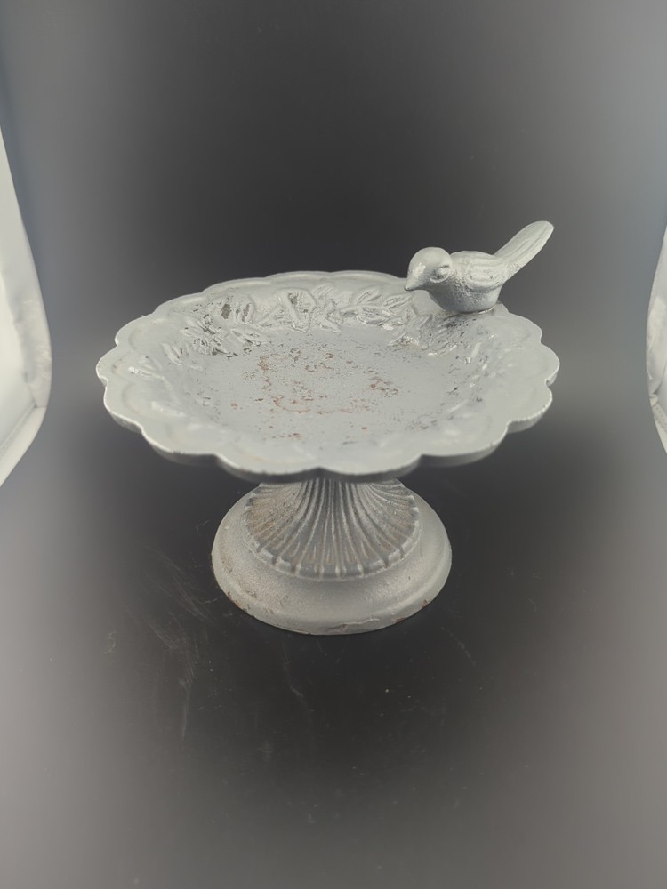 Decorative Grey Cast Iron Bird Bath Pedestal with Bird Trinket Dish