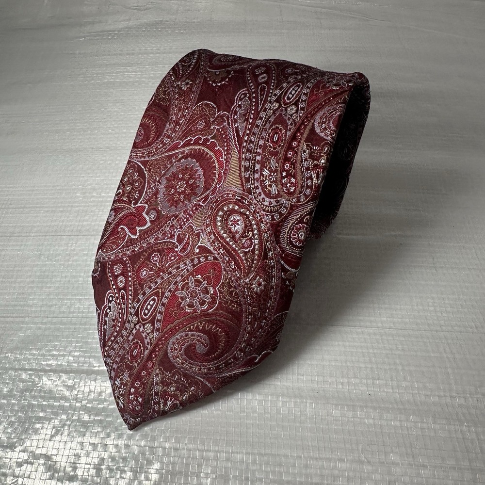 Pronto Uomo Men’s Red Maroon Gray Paisley 100% Silk Tie EUC