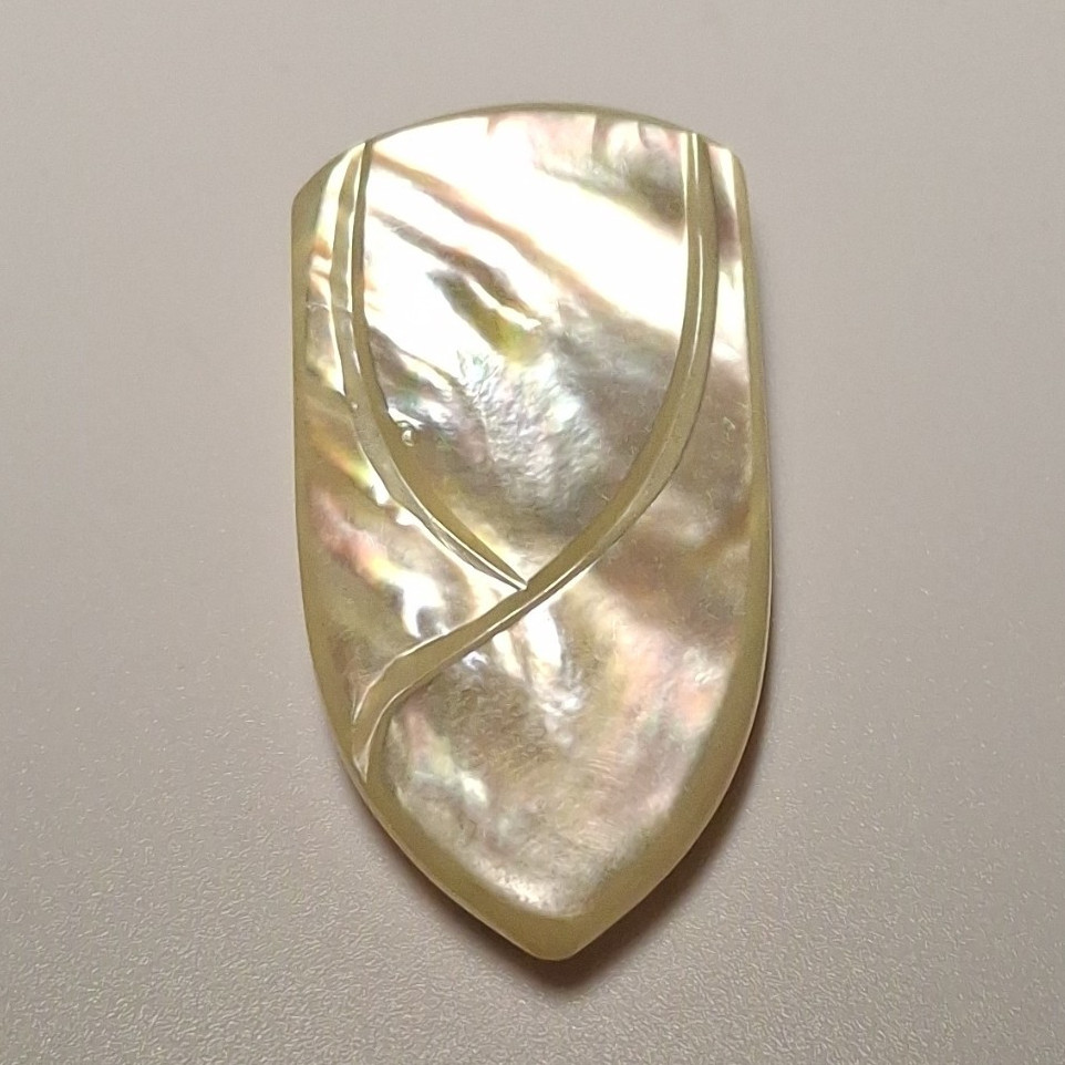 Mother of Pearl Brooch Pin Asymmetrical Ivory Vintage 2 in Length Fashion G1