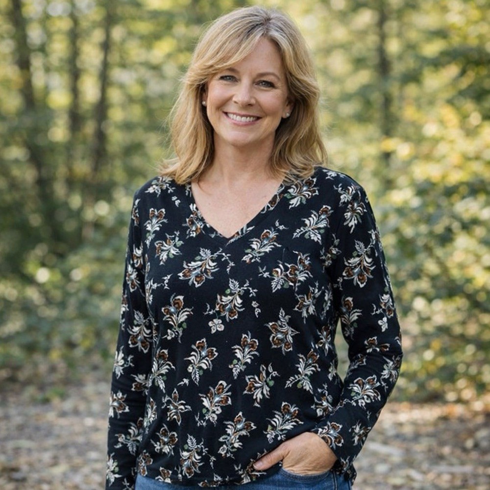 Croft & Barrow Women's Size Medium Cotton Classic Tee Black Paisley Long sleeve