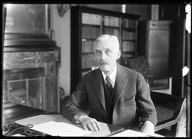Photo:W. Mellon] [Andrew
