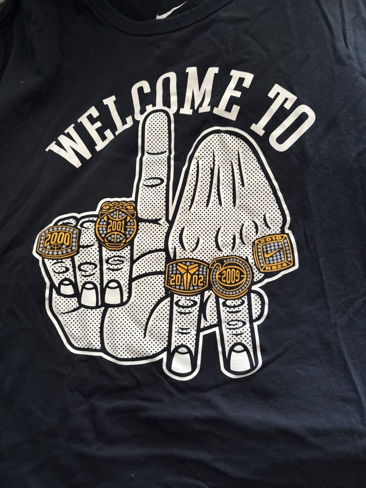 RARE Nike Kobe Bryant Welcome To LA Championship Rings T-Shirt Medium Vintage
