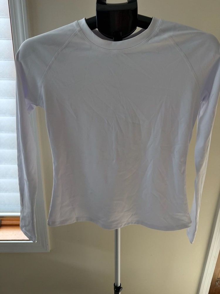 Yearntown Women's Long Sleeve Athletic Rash Guard Shirt White Size S