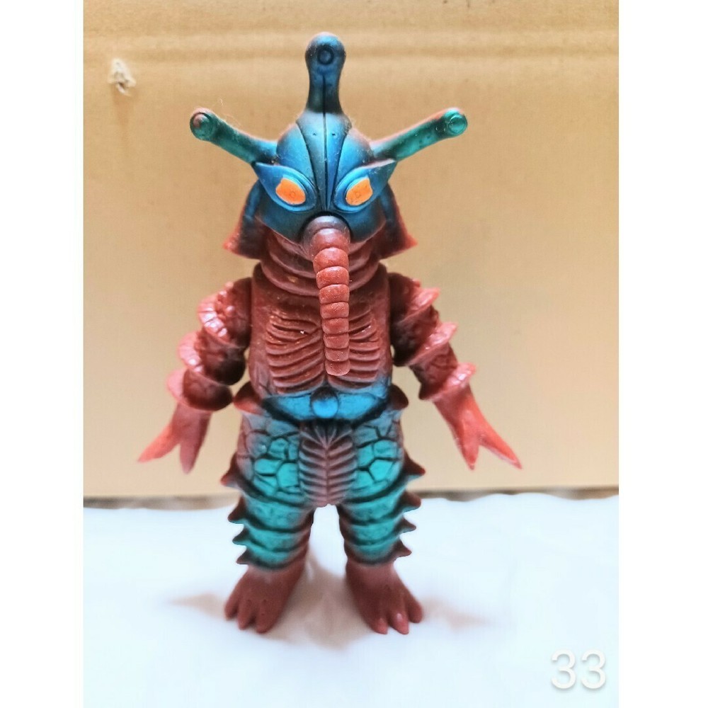 1984 Hippolito Alien King Saurus Ultraman Monster Sofubi 18cm From Japan