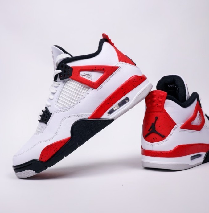 Jordan 4 Retro 