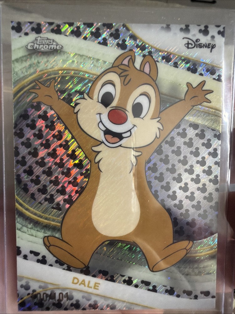 2025 Topps Chrome Disney - Dale #27 Mickey Mouse  Shimmer Refractor /101
