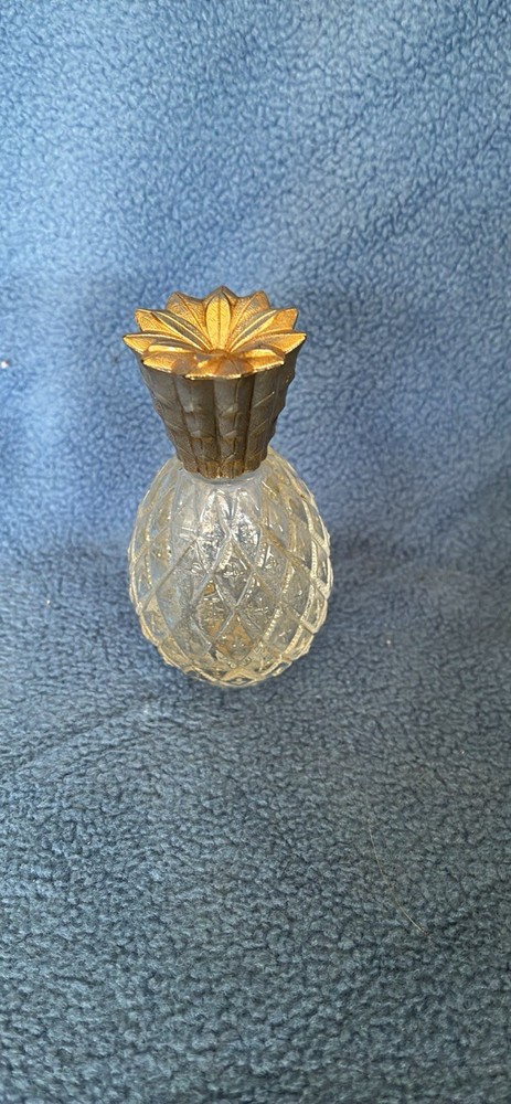 Avon Charisma Cologne Crystal Cut Glass Bottle 1 fl oz Gold Tone Flower Cap