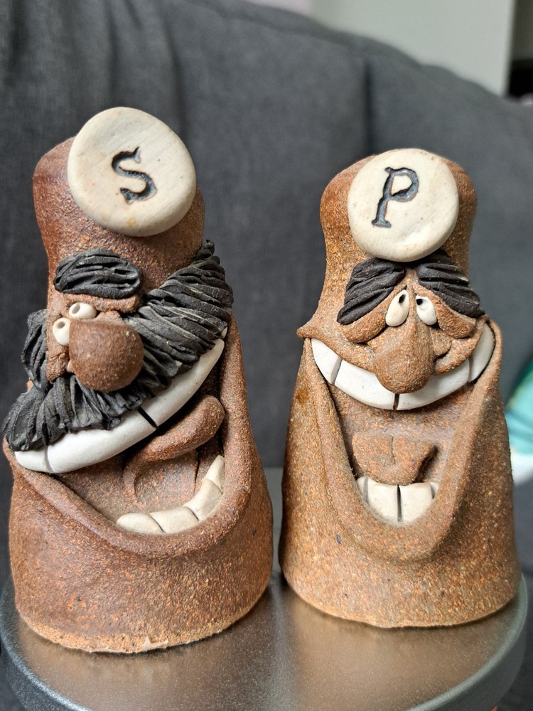VTG Handmade Stoneware Pottery Salt Pepper Shakers Face Folk Art Studio Ceramic