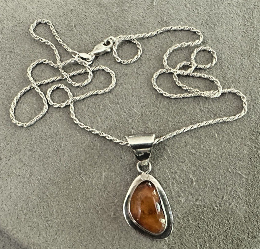 Vintage Handcrafted Sterling Silver Cognac Amber Pendant Necklace 22