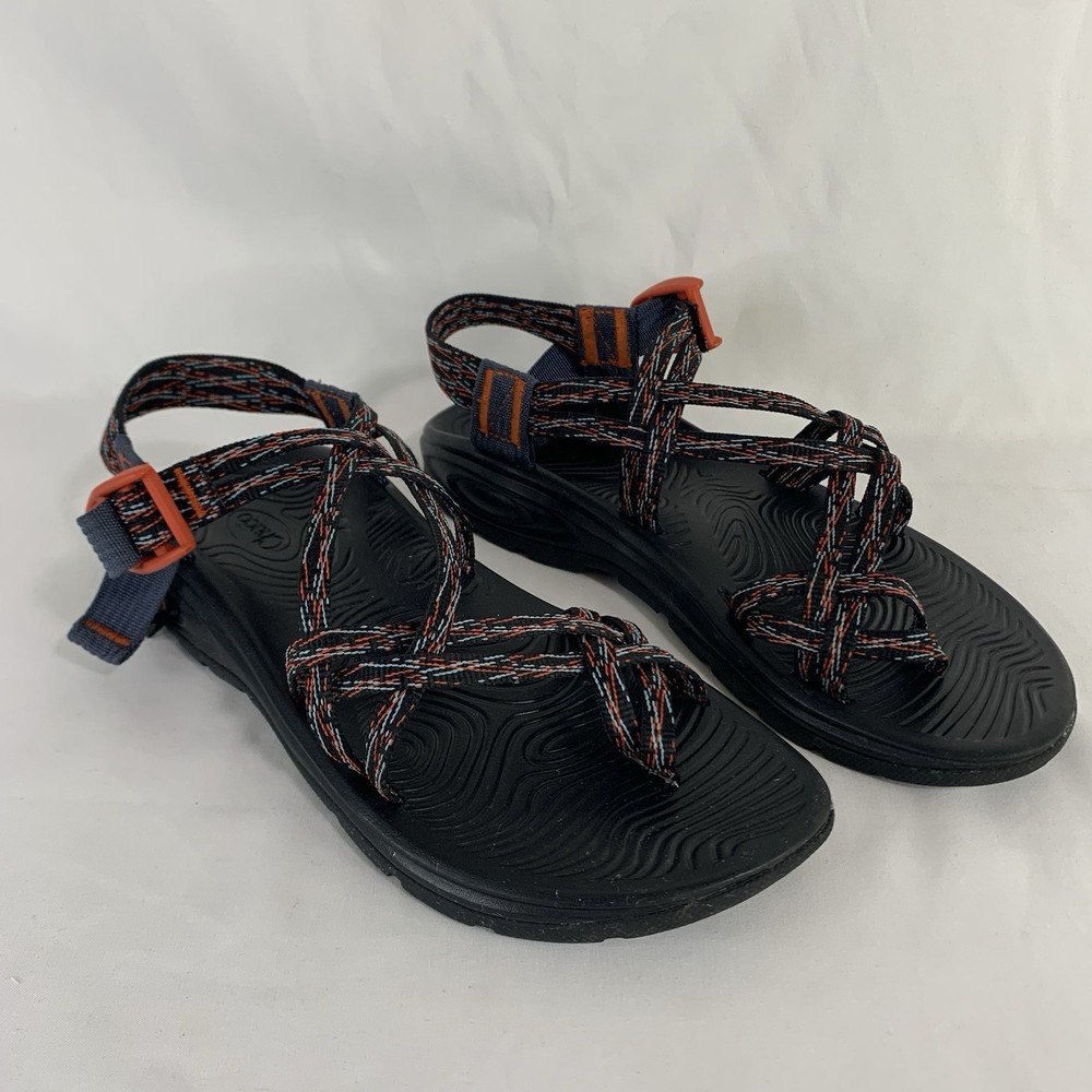 Chaco Womens Size 8 Toe Loop Sandal for Hiking Walking Summer Outdoor Adventures