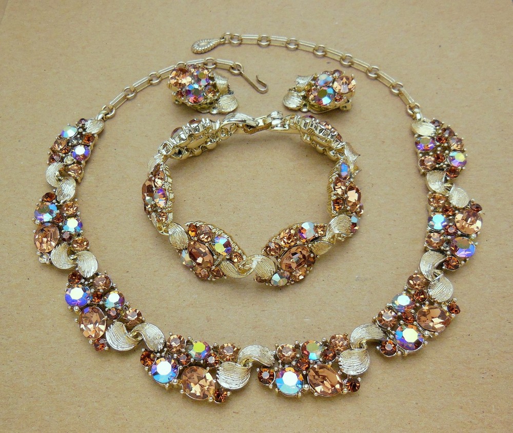 Stunning Vintage LISNER Gold Tone Topaz AB RS Necklace Bracelet & Earring SET