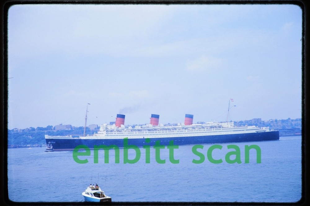 Original Slide, Cunard Line Ocean Liner RMS Queen Mary on Hudson River, 1965
