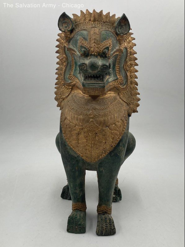Home Decorative Green Gold Metal Ancient Designer Freestanding Lion Statue