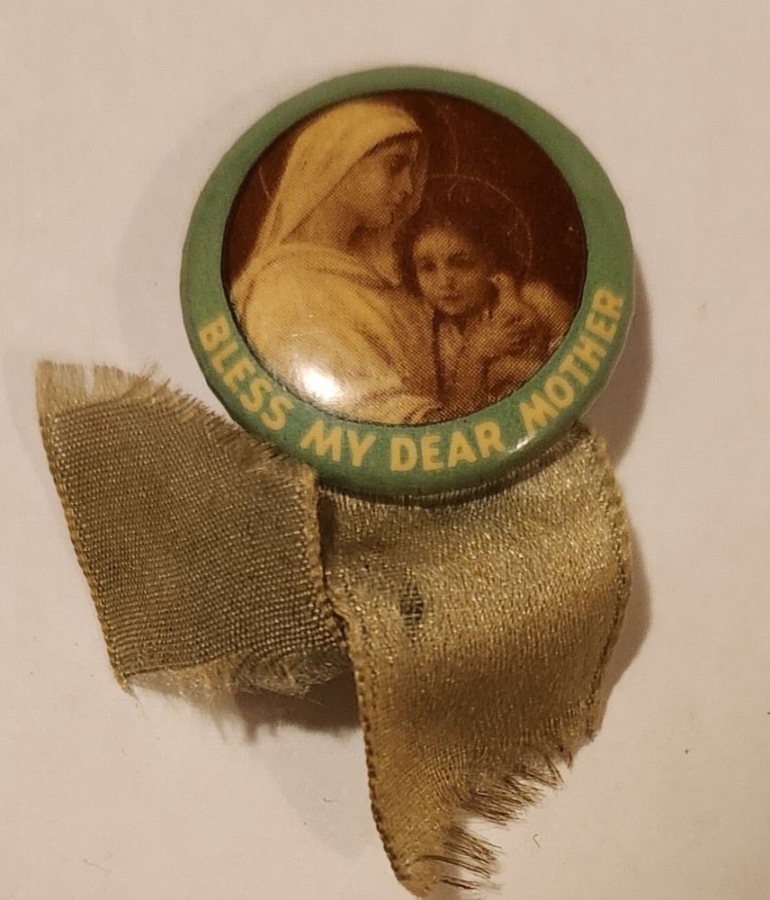 Mary Baby Jesus Religion Religious Christian Faith Vintage Button Pin Pinback