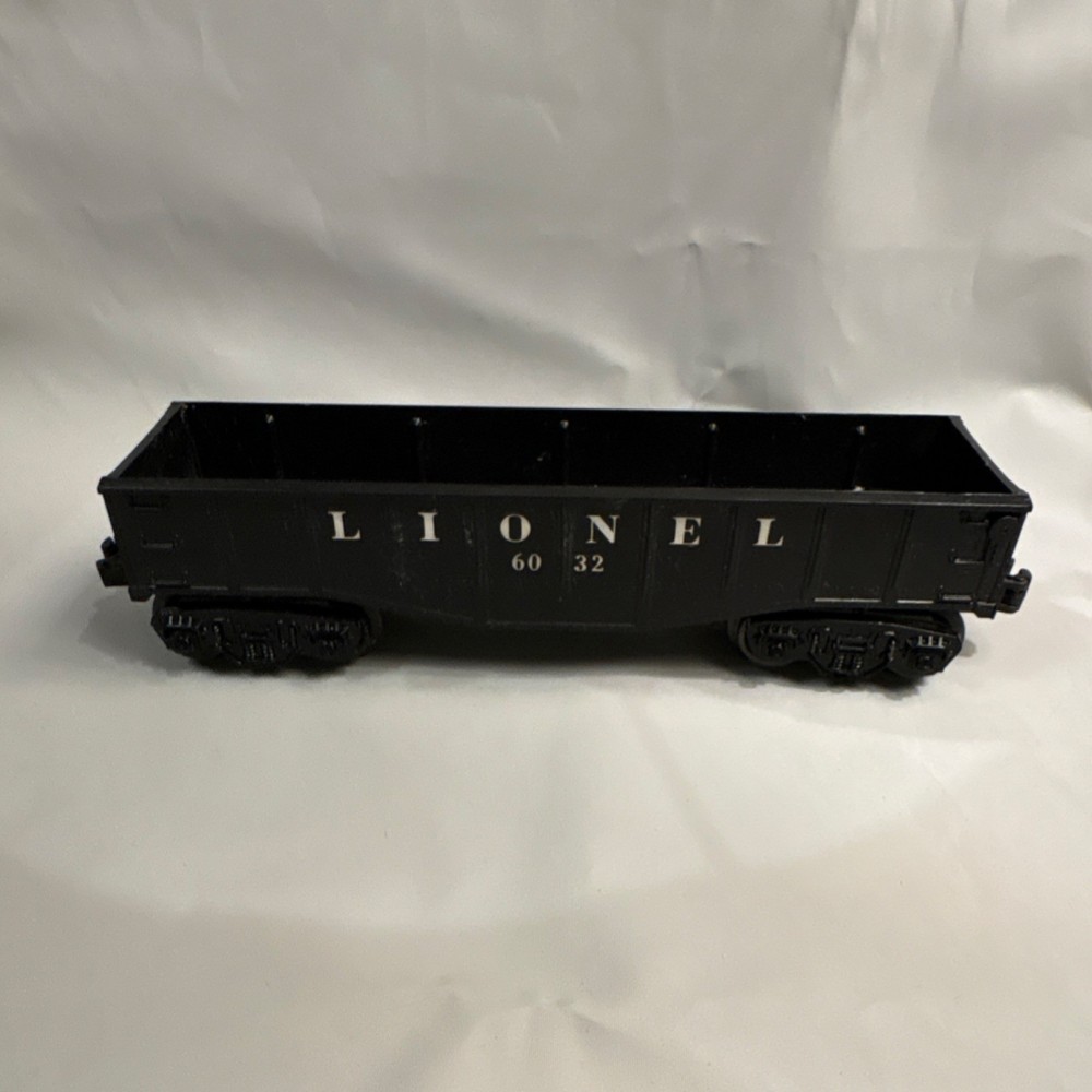 Lionel 6032 O Gauge Black Gondola Freight Car Three-Rail Analog w/ Box