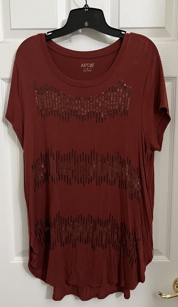 Women’s Apt 9 Blouse, Size XL.