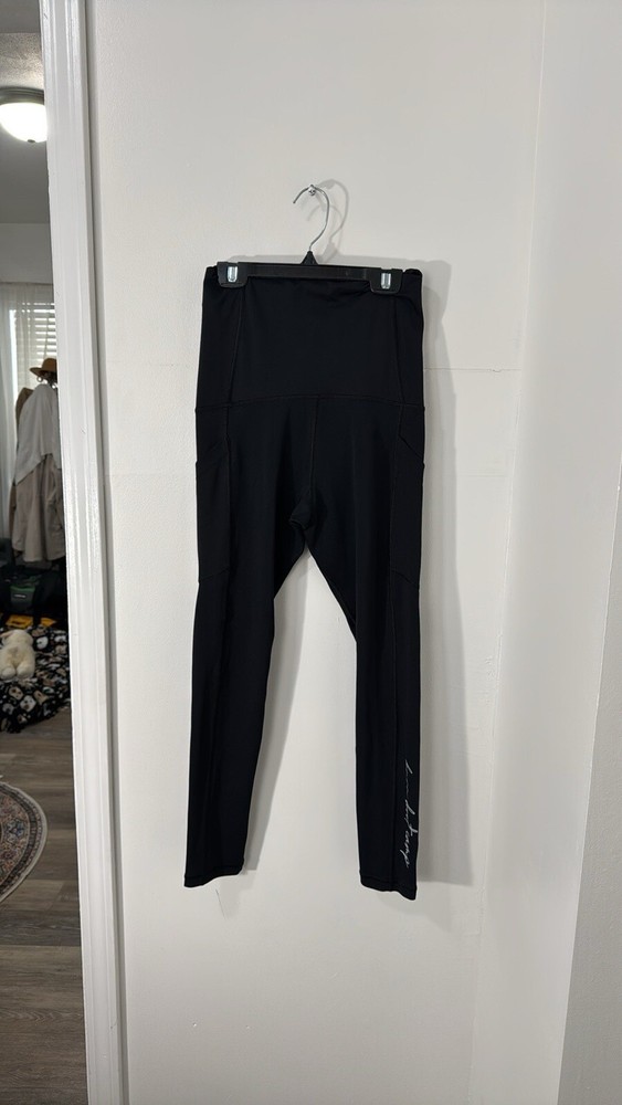 MOVEMAMA Maternity Leggings for Women Size Small Comfortable Stretchy Fit