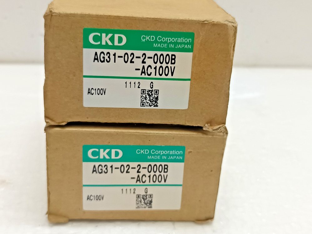 CKD AG31-02-2-000B Solenoid Valve 100V 110V 2 pcs Combo Made In Japan