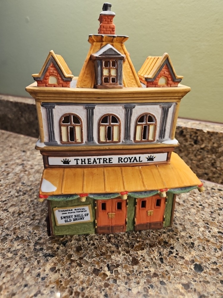 Department 56 Dickens Village Theatre Royal 1989 #5584-0 with Original Box