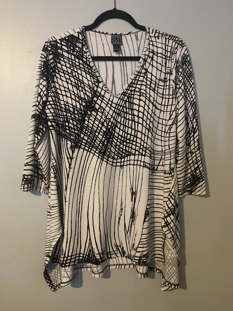 Clara Sun Woo Woman’s White And Black Tunic Blouse Size Small