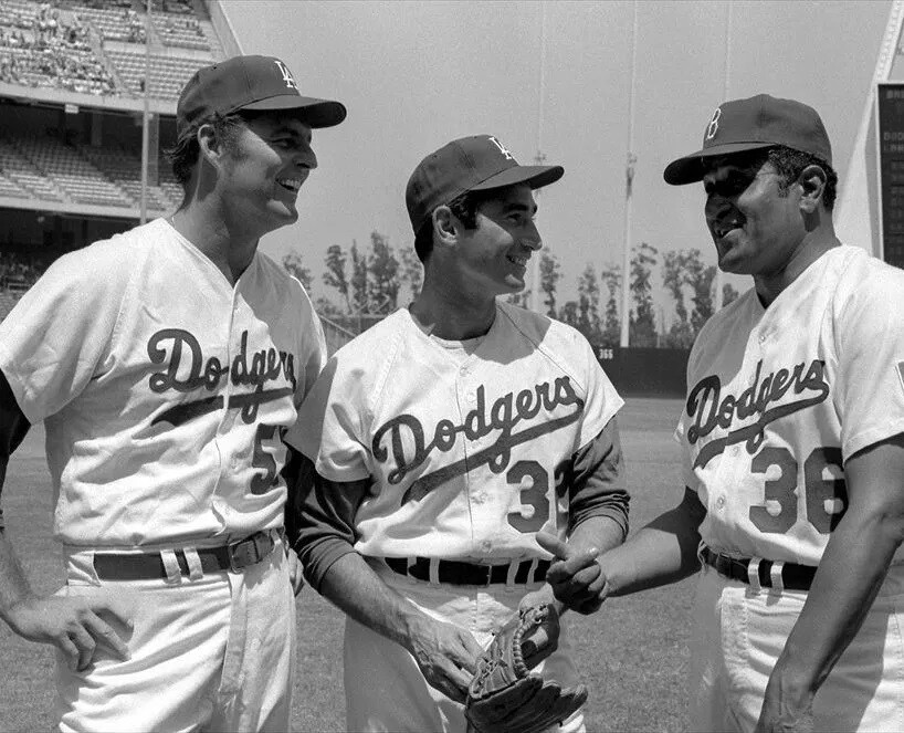 Sandy Koufax Don Drysdale Don Newcombe Los Angeles Dodgers Baseball 8x10 PHOTO