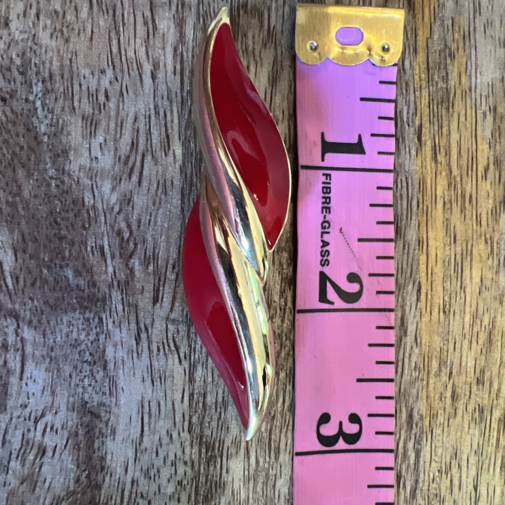 Monet Signed Vintage Brooch Pin Shiny Gold Tone Red Enamel