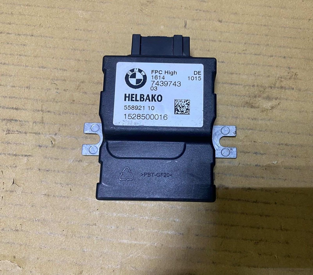 2018 BMW 540i xDrive Fuel Pump Control Unit 7439743 7 Series G11 G12 and 3 Serie